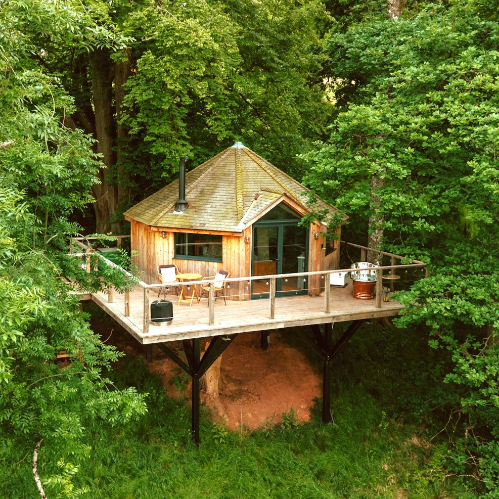 Cabin in the woods fuelled by calor lpg